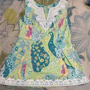 Lilly Pulitzer women’s shirt size 2 peacock GUC vintage blouse